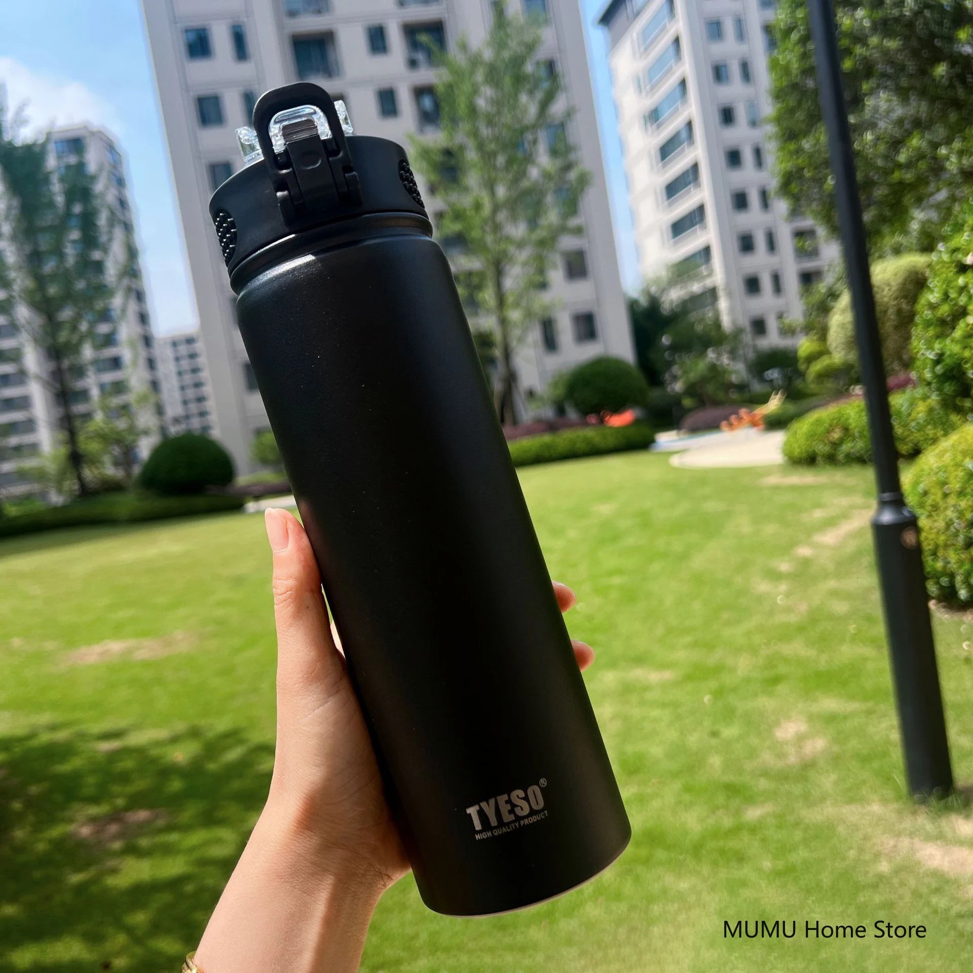 TYESO 750ml insulated bottle black color